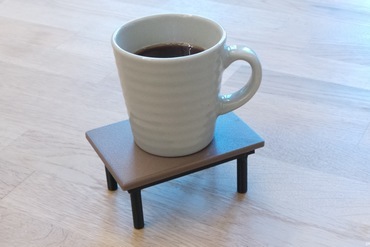 3d stampabili tavolo coaster miniature 3d-stampa 3dprint Stampa caffè coffee stain da casa delle bambole bevanda mobili in miniatura opendollhouse modellino scala scalemodel tabella le gambe del piccolo giocattolo 3D print model - Mito3D