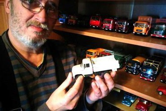 3d printed old trucks miniatures model 3d print model - Mito3D