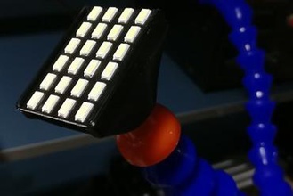 bendy braço da lâmpada de led gadget diodo emissor luz flexível secretária bancada trabalho 3d print model - Mito3D