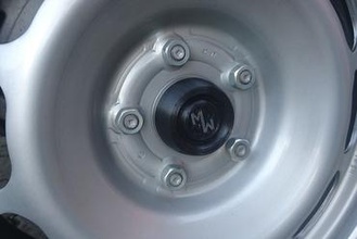 tappo centro del cerchione in acciaio toyota rav 4 maker fai da te coprimozzo ricambi auto 3d print model - Mito3D
