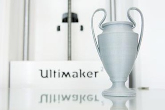 champions-league-Trophäe - Spielzeug Fußball champions-league trophy uefa 3d print model - Mito3D