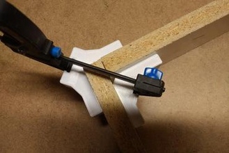 corner attachment small clamp maker diy freecad prusa slic3r workshop woodworking biltema 3d print model - Mito3D