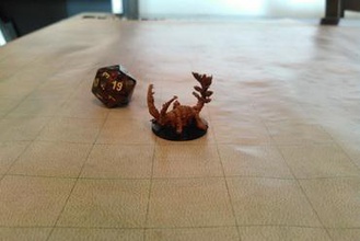 Korrosion-crawler miniaturen rust monster dnd d&d dungeons dragons & pathfinder 3d print model - Mito3D