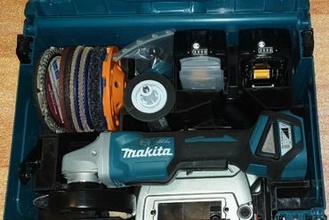 personalizadas incrustação Makita mbox ângulo moedor dga517 ferramenta caixa 3d print model - Mito3D