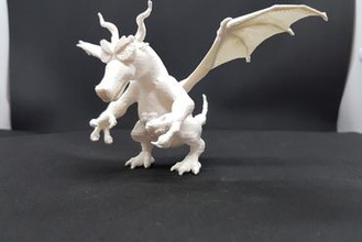 dragonio miniature drago spore stilteg ali fantasia in miniatura creatura 3d print model - Mito3D