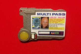quinto elemento multipass convenção emblema + cartão titular criador de diy multi-pass do id crachá identificação o filme 3d print model - Mito3D