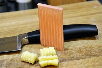 gnocchi board your home tool food pasta 3d print model - Mito3D