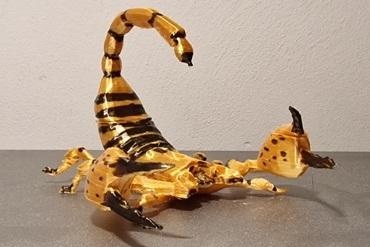 gold scorpion ed-sept7 Art 3d print model - Mito3D