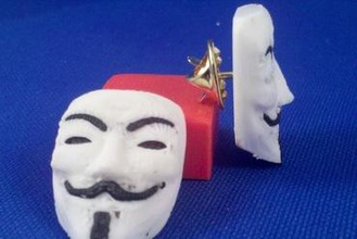 guy fawkes pin jewelry 3d print model - Mito3D
