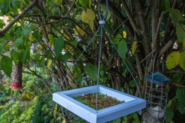 pendaison oiseau table mangeoire jardin 3D print model - Mito3D