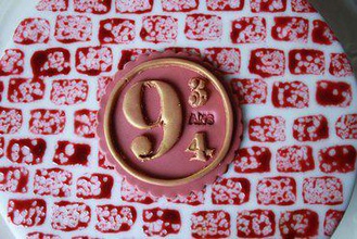 harry potter kek maker diy gateau anniversaire doğum günü platform 3d print model - Mito3D