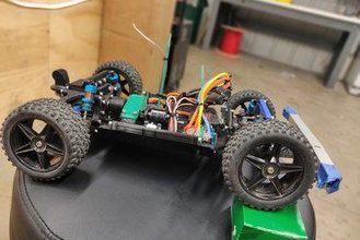 yüksek performanslı 3d baskılı rc araba oyuncaklar bütçe sürüklenme openrc yarış arabası traxxas slash truggy 3d print model - Mito3D