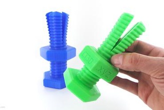 imposible impreso en 3d perno tuerca los juguetes la el tornillo atrapados de juguete brecha moviendo mecánica sujetador skruv mutter subproceso rosca pip 3d print model - Mito3D