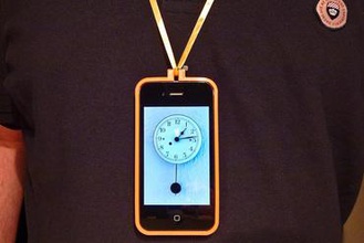 iphone4 necklace gadget 3d print model - Mito3D