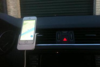 iphone 5 docking-Station gadget skoda octavia apple dashboard 3d print model - Mito3D