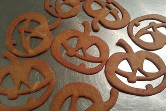 jack-o-linterna de halloween cortador galletas su casa daniel noree barspin cookie jack-o-lantern cookiecutter 3d print model - Mito3D