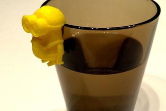 minion tumblertag su casa vaso de etiqueta esbirros 3d print model - Mito3D