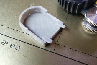 mitutoyo digital Messschieber Batterie-Abdeckung maker diy Reparatur digitale freecad 3d print model - Mito3D
