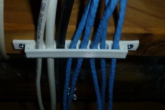 múltiples cable guía de organizador totalmente paramétrico gadget el ethernet cat5 cat6 rg6 3d print model - Mito3D