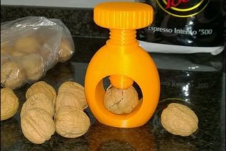 nutcracker your home walnut 3d print model - Mito3D