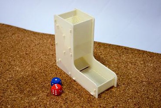 einfach zerlegbarer Würfel-Turm Spiele catan abnehmbar Würfel Siedler 3d print model - Mito3D