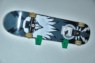 skateboard wall mount your home 3dprint 3d printable 3d print model - Mito3D