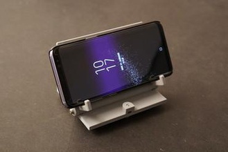 smartphone de escritorio soporte ángulo ajustable gadget pie sobremesa el teléfono móvil la película observación 3d print model - Mito3D