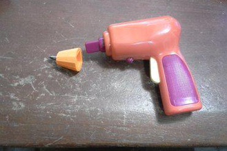 juguete pistola de tornillo adaptador los juguetes herramientas el 3d print model - Mito3D
