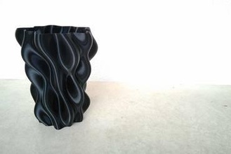 trippy vase For your home openscad 3d print model - Mito3D