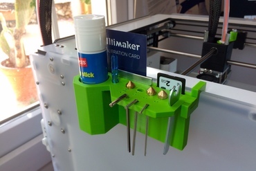 ultimaker 2+ outils et de support la buse à gauche L'imprimante 3d pièces améliorations outil le titulaire les buses 3D print model - Mito3D