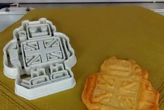 ultimakergb cookie cutter your home ultimaker 2 robot household logo kitchen 3d print model - Mito3D
