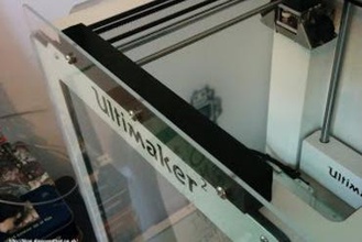 um2 acrylic front cover hook 3d printer parts enhancements ultimaker2 door 3d print model - Mito3D
