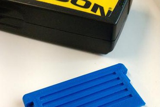 zircon stud finder porte batterie outil 3d print model - Mito3D